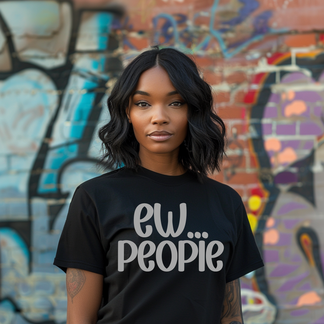 Ew PEOPLE TEE